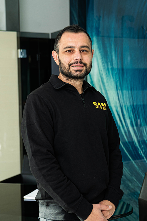 Naim Celik – SAN-GLAS